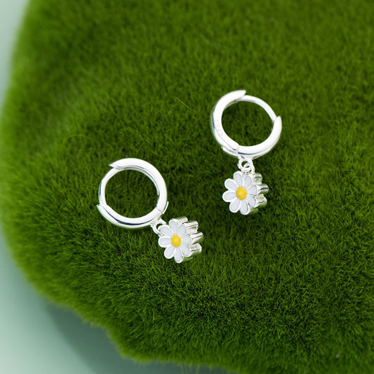 Blooming Daisy Earrings