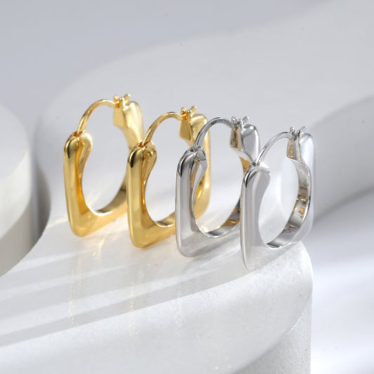 Cosmic Halo Hollow Ear Clip